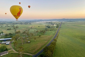 Cairns: Hot Air Balloon Flight with Transfers