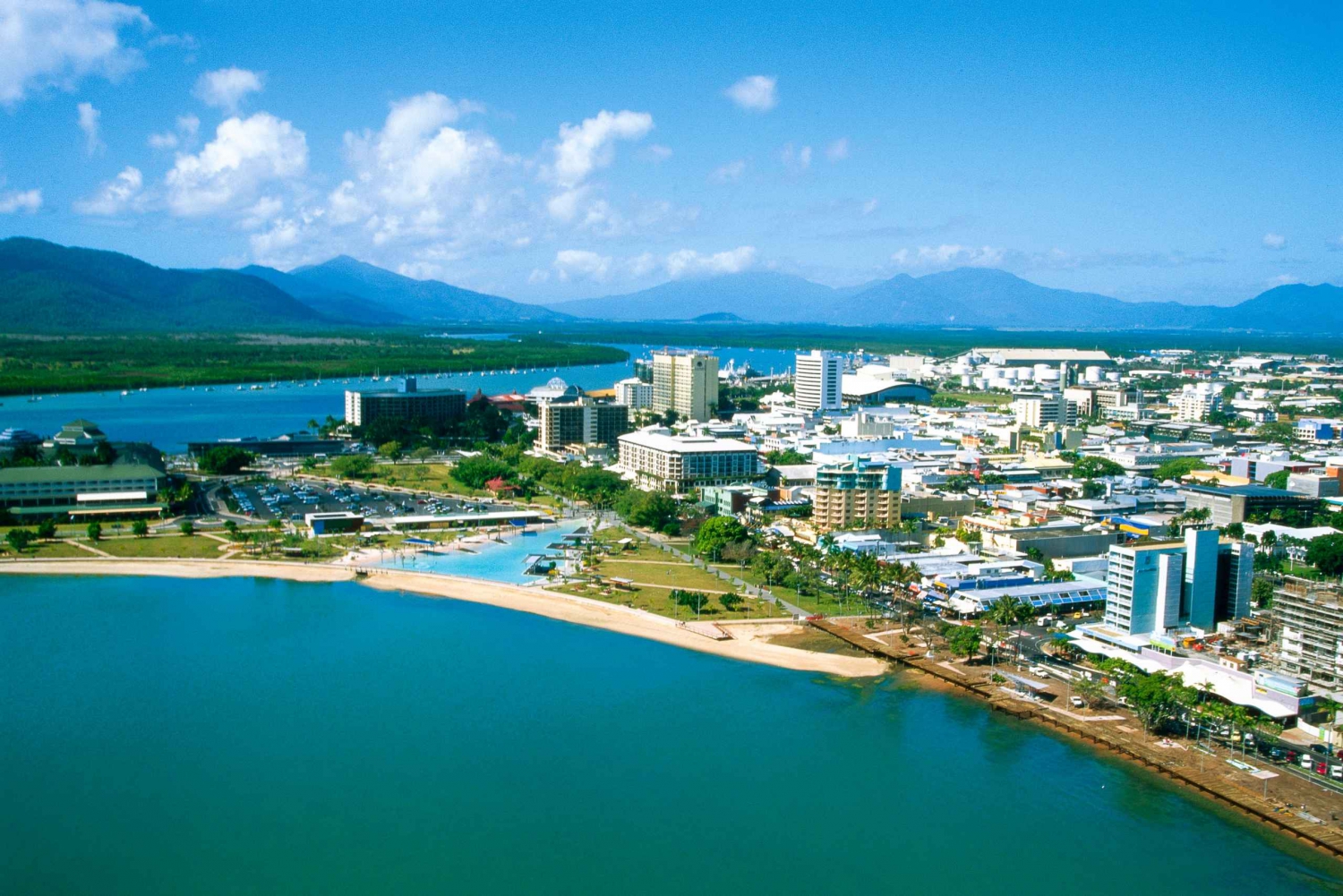 Cairns: Cairns City Sights & Surrounds Half Day Tour