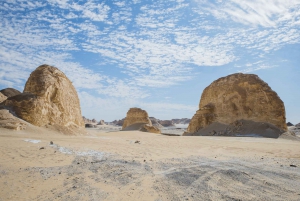Каир: 2-дневный лагерь в оазисе Бахария и тур по пустыне