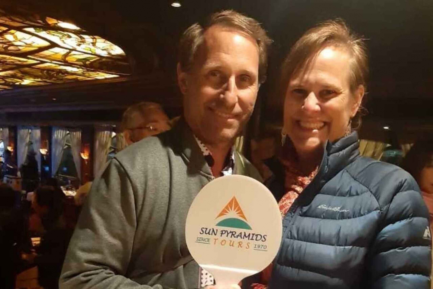 Kairo: Nile Crystal-bådtur med middag, mavedans og tanoura