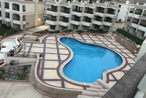 Cairo: Day Tour to the Red Sea with Lunch