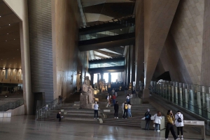 Il Cairo: Biglietto per il Grande Museo Egizio con guida e trasferimento opzionali. Guida e trasferimento