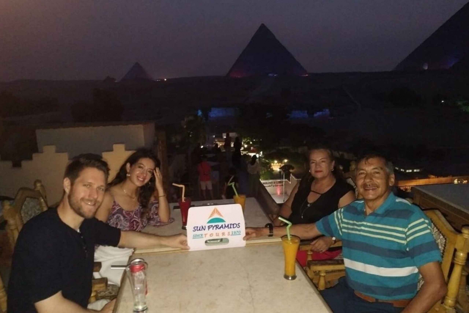 Il Cairo: Pranzo privato nella locanda della Grande Piramide con trasferimento