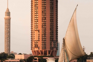 Kairo: Felucca-tur ved solnedgang og madtur med privat guide