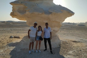 Cairo: White Desert and Bahariya Oasis Private Day Tour