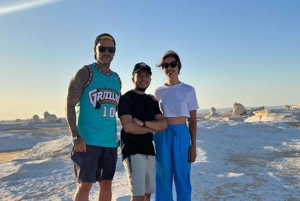 Cairo: White Desert and Bahariya Oasis Private Day Tour