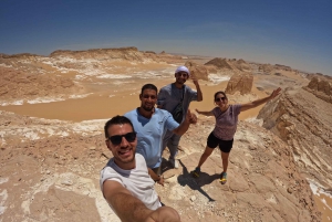 Cairo: White Desert and Bahariya Oasis Private Day Tour
