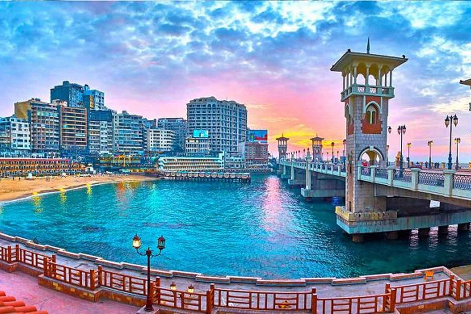 Desde El Cairo: Excursión a Alejandría y El Alamein con pernoctación