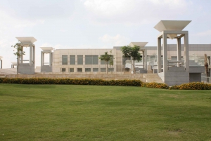 Fra Alexandrias havn: Nationalmuseet, citadellet og basaren