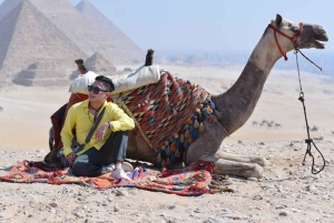 Fra El Sokhna Havn: Besøg ved pyramiderne i Giza og frokostkrydstogt på Nilen