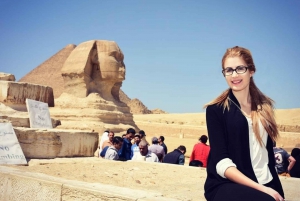 Au départ d'Hurghada : Excursion privée d'une journée au Caire avec repas