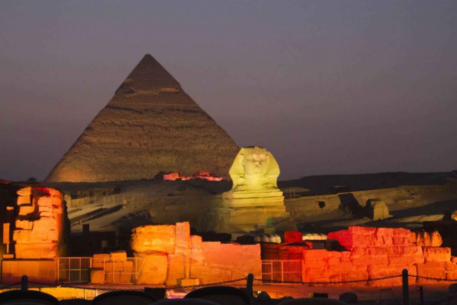 Kairo: Lyd- og lysshow ved Pyramidene i Giza med byrundtur