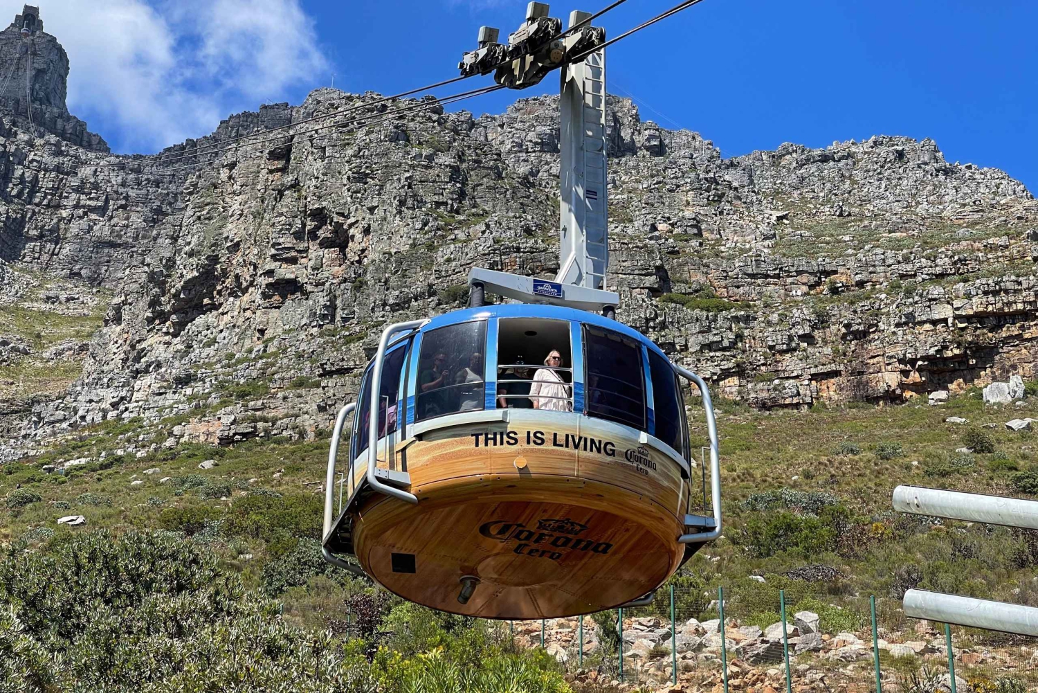 Cape Town: City Tour with Table Mountain Cable Car Ride