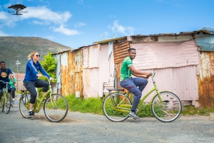Cape Town: Cultural Cycling Tour