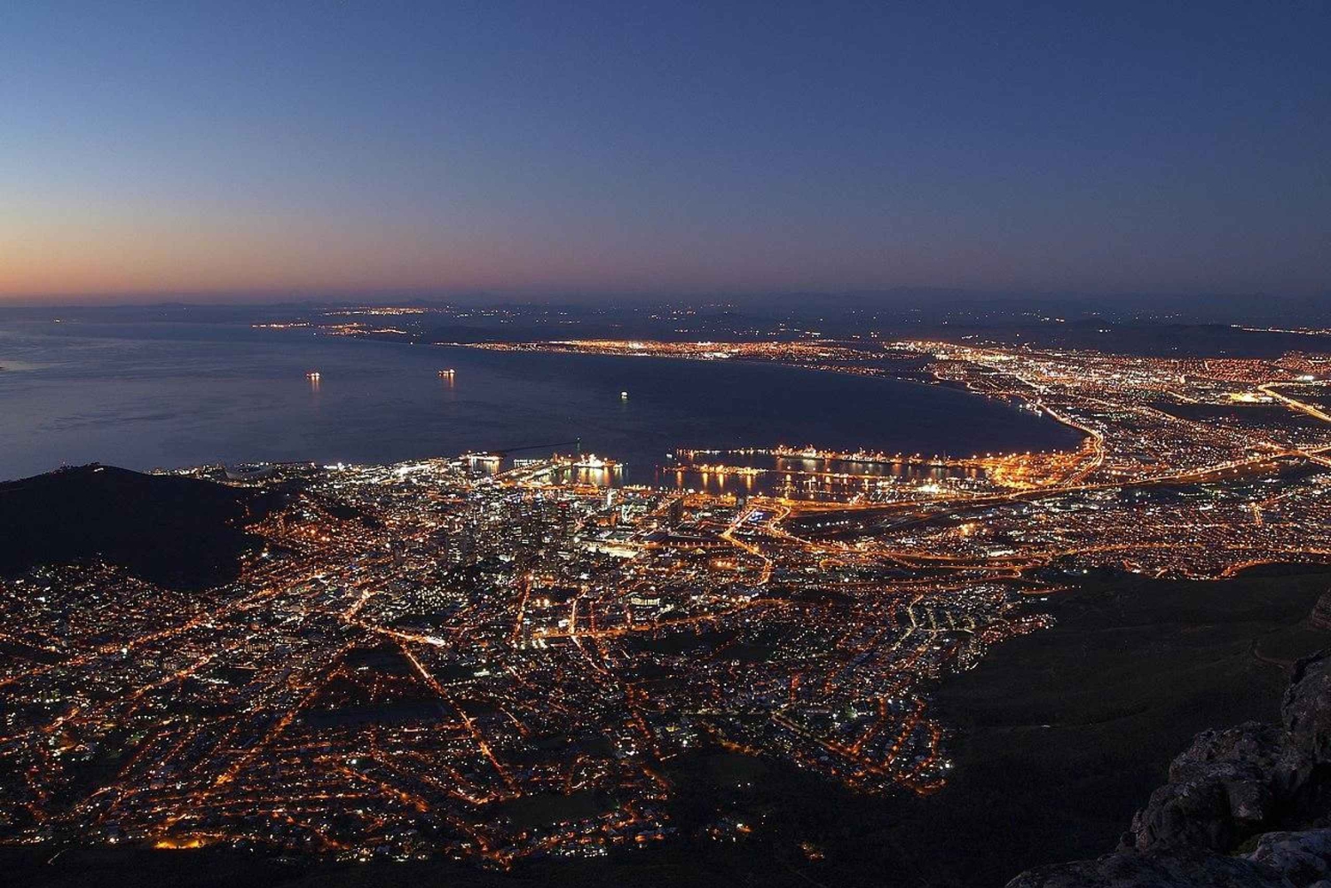 Cape Town by Night: City Tour & Scenic Views