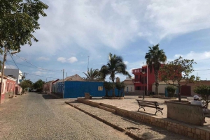 Boa Vista Island: Full-Day Wild Beaches & Viana Desert Tour