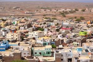 Sal: Private Airport Transfer to Santa Maria or Espargos