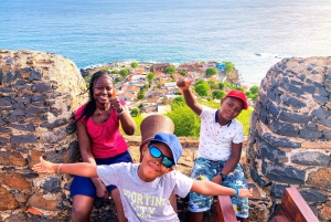 Santiago: Calabaceira Valley Trek & Visit to Cidade Velha