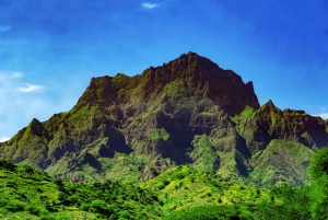 Santiago: Longueira, Pico de Antónia & Monte Tchota Trek
