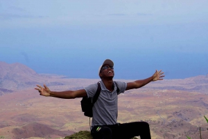 Santiago: Trek from Serra Malagueta to Rabelados Community