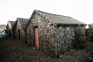 Santiago: Trek from Serra Malagueta to Rabelados Community