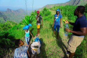 Serra Malagueta: Principal Valley Hike & Lunch with Locals