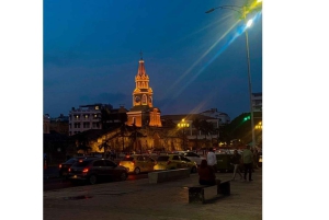 Cartagena de nuit : visite historique, dîner typique et dégustation de douceurs