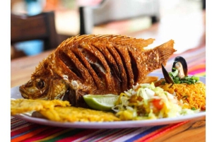 Cartagena de nuit : visite historique, dîner typique et dégustation de douceurs