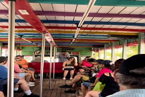 Cartagena: Historyczna wycieczka po mieście autobusem Chiva z przewodnikiem!