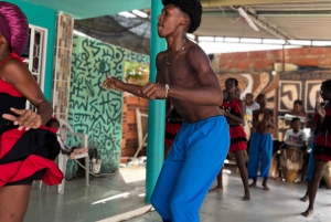 Carthagène : Visite de Palenque, spectacle de danse, déjeuner, prise en charge incluse.