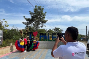 Carthagène : Visite de Palenque, spectacle de danse, déjeuner, prise en charge incluse.