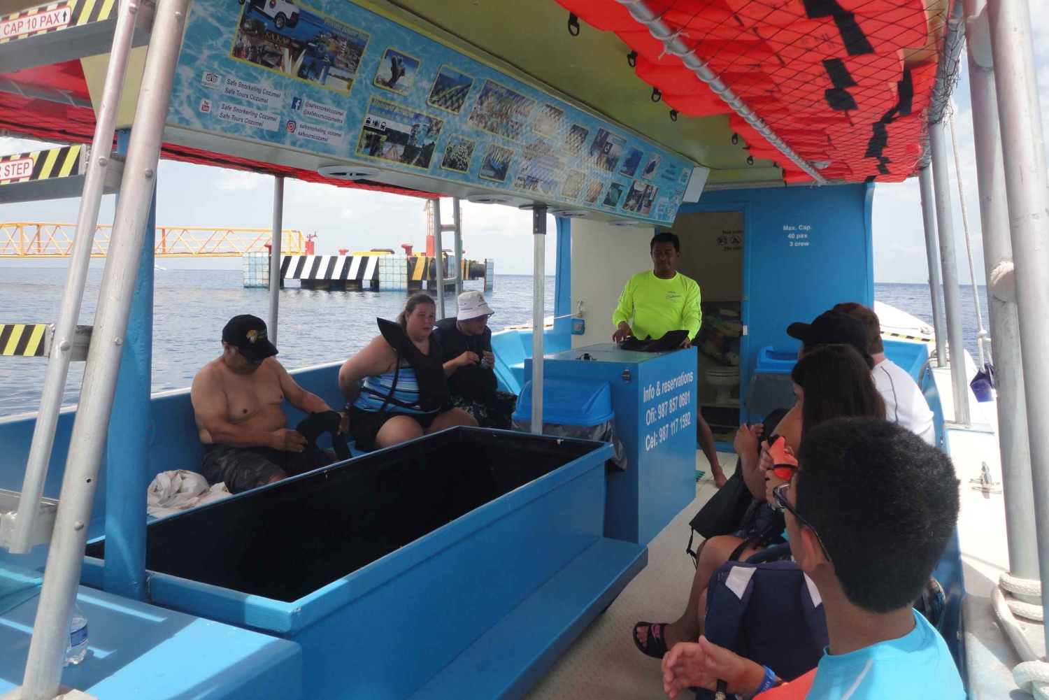 Cozumel : Excursion privée VIP en bateau à fond de verre et plongée en apnée