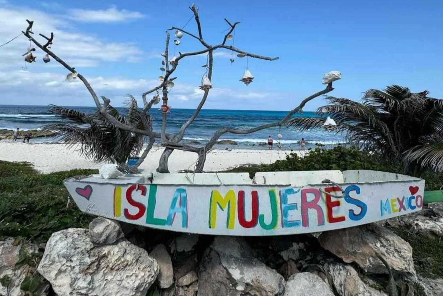 Fra Cancun: Isla Mujeres med luksuskatamaran og drinks