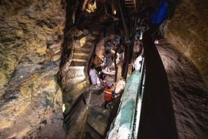 メキシコシティ発：タスク、クエルナバカ、先コロンブス時代の鉱山ツアー