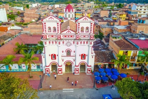 Medellin: Guatape Tour with Boat, Breakfast, Lunch & Llamas