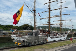 Wycieczka po Kanale Panamskim i Starym Mieście - prywatnie