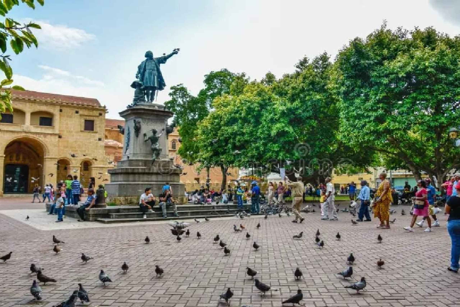 Excursion privée d'une journée à Saint-Domingue, incluant déjeuner et boissons