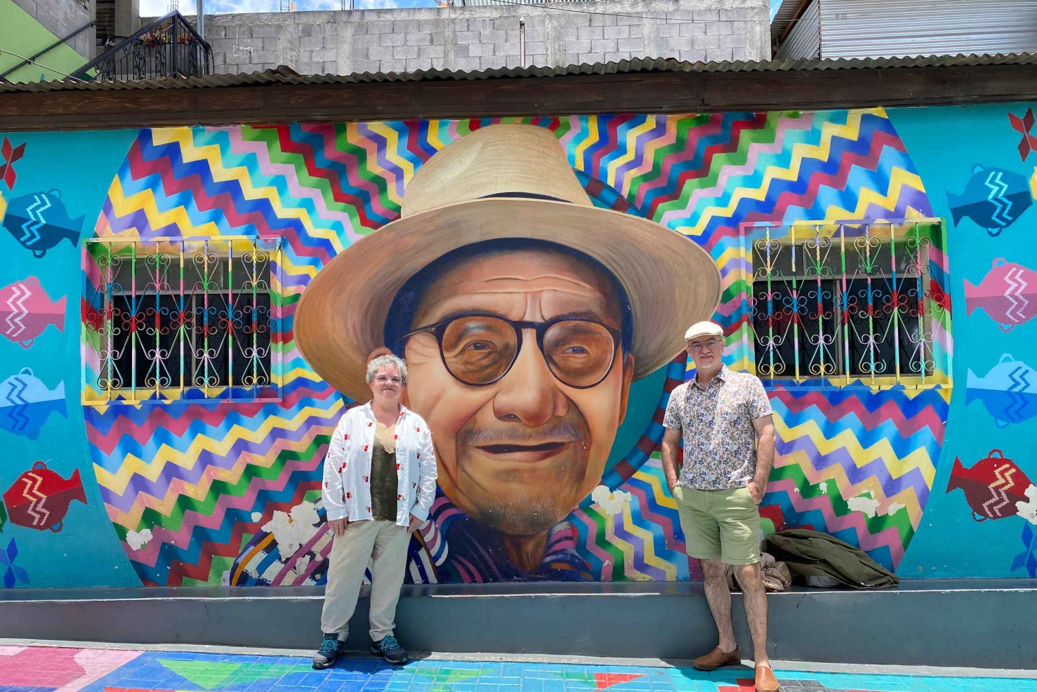 サン・フアンとサン・ペドロのツアー：アティトランのマヤ芸術の中心地をご案内します