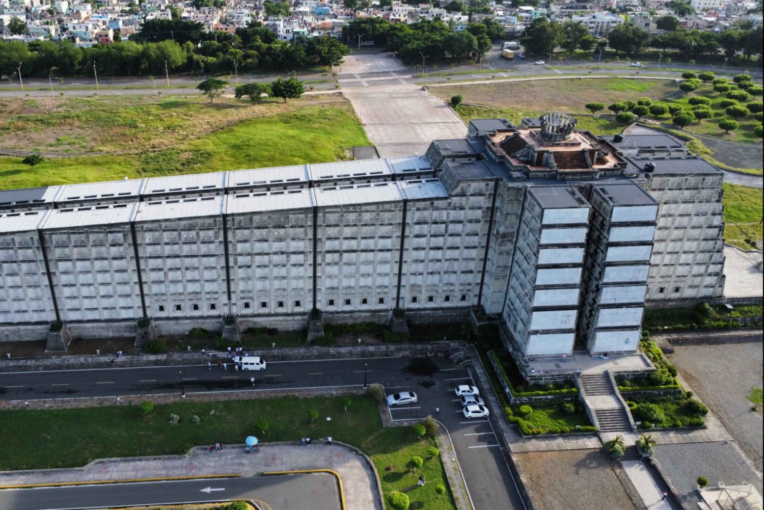 Santo Domingo: Huler, monumenter og strand med Mamajuana