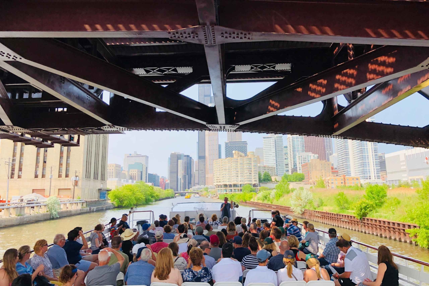 Chicago River 90-Min Architecture Boat Tour