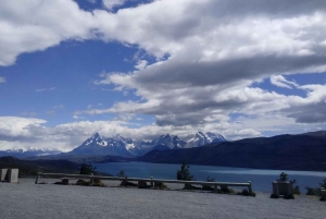 Puerto Natales: Full-Day Torres del Paine Tour
