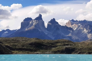 Puerto Natales: Full-Day Torres del Paine Tour