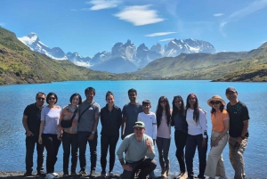 Puerto Natales: Torres del Paine Full Day Tour