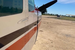 Santiago: Voo privado a uma vinha com almoço e vinho