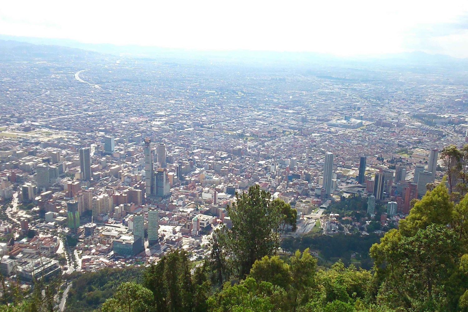 Bogotá: Monserrate & Ciudad Bolívar privat tur med graffiti