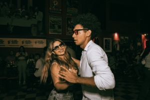 Cali: Lauantain baari- ja klubikierros oppaan kanssa