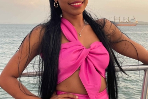 Cartagena: Passeio pela baía com bar aberto e espetáculo de dança