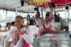 Cartagena: Passeio pela baía com bar aberto e espetáculo de dança