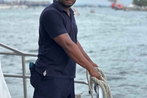 Cartagena: Passeio pela baía com bar aberto e espetáculo de dança