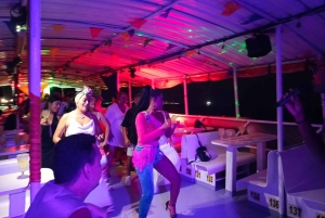 Cartagena: Passeio pela baía com bar aberto e espetáculo de dança